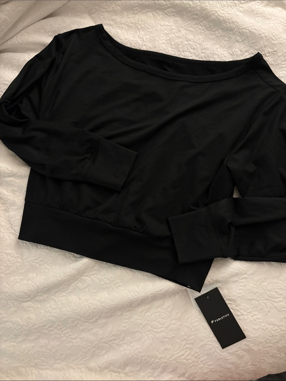 Fabletics Black Off-Shoulder Long Sleeve Crop Top
